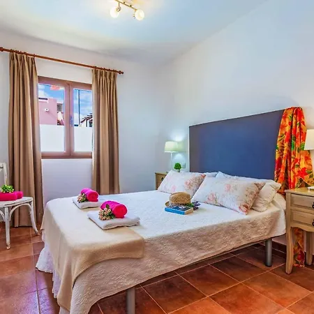 Helena Villa Antigua (Fuerteventura)